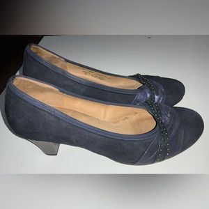Gabor Suede Pump size 7.5